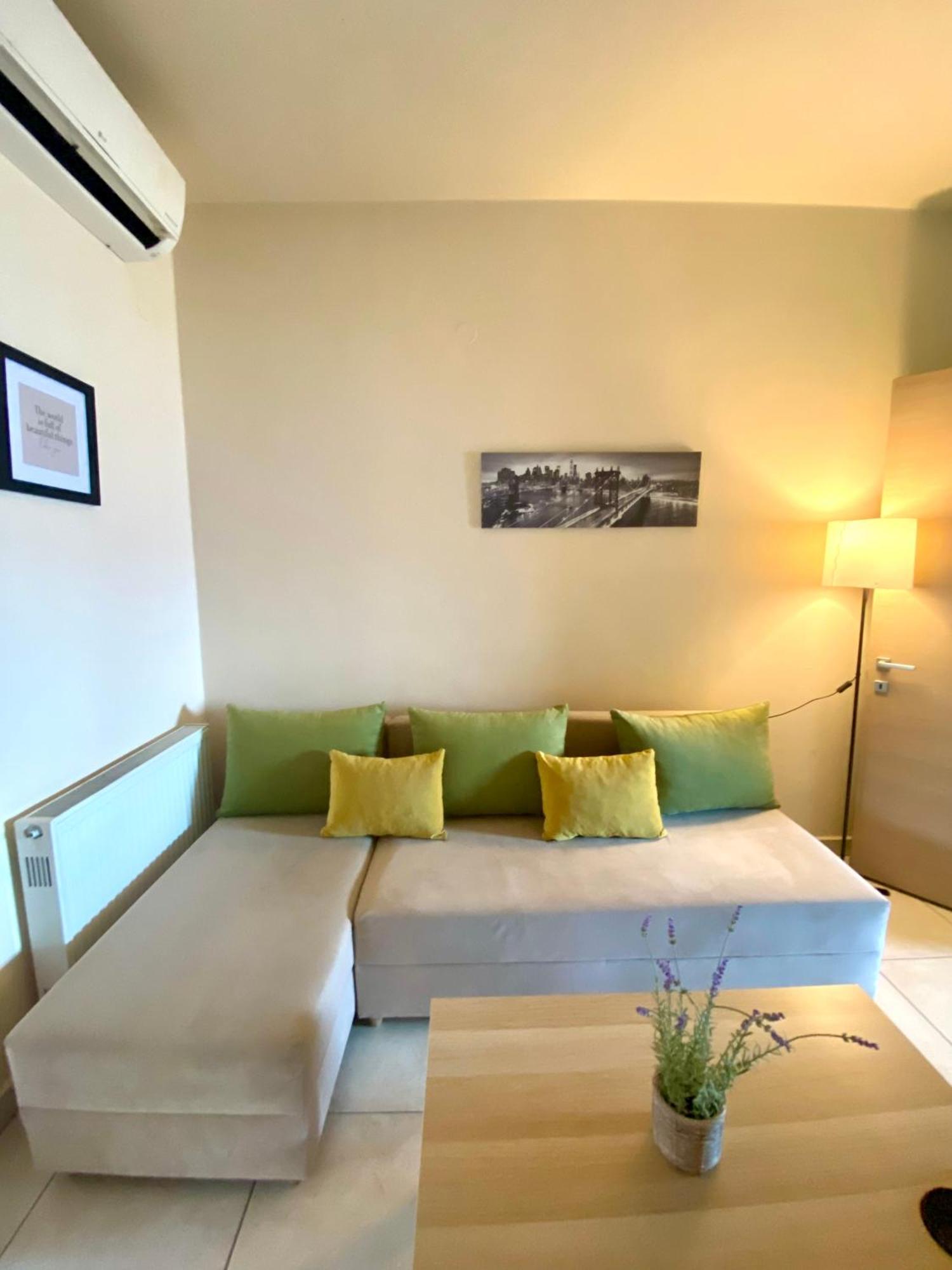Zisis Apartments No3 Kavala Esterno foto